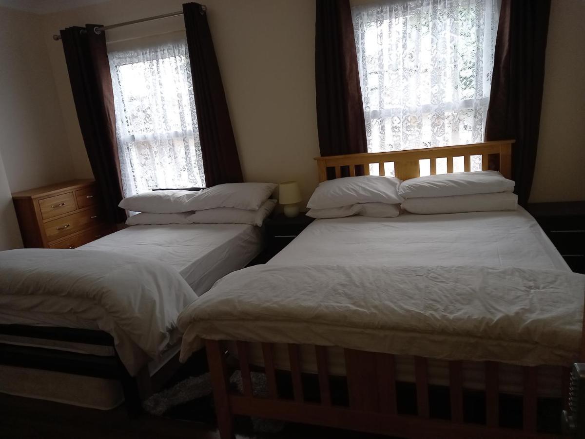 Bubblesbnb- 4 Bedroom House لندن المظهر الخارجي الصورة